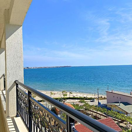 Private Apartments By The Sea With A Large Terrace In Apart Hotel! Πομόριε Εξωτερικό φωτογραφία