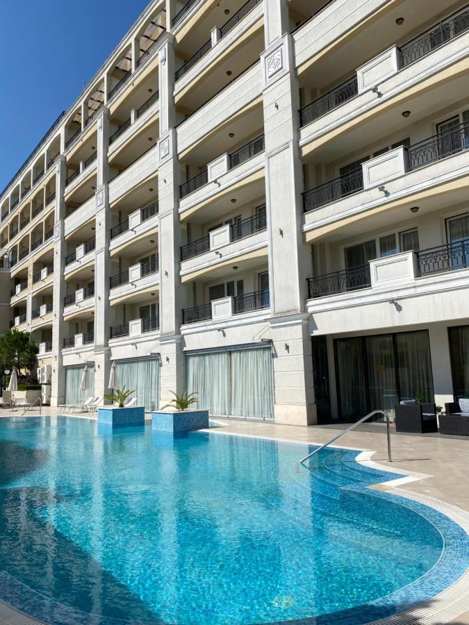 Private Apartments By The Sea With A Large Terrace In Apart Hotel! Πομόριε Εξωτερικό φωτογραφία