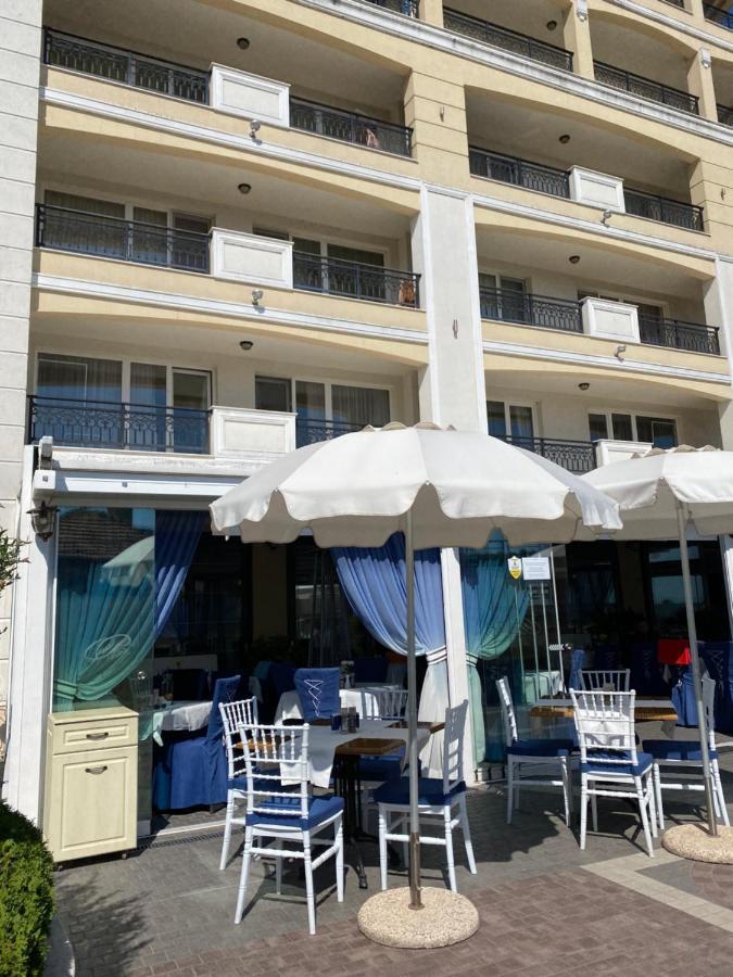 Private Apartments By The Sea With A Large Terrace In Apart Hotel! Πομόριε Εξωτερικό φωτογραφία
