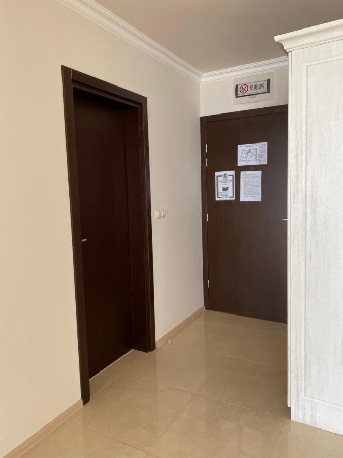 Private Apartments By The Sea With A Large Terrace In Apart Hotel! Πομόριε Εξωτερικό φωτογραφία